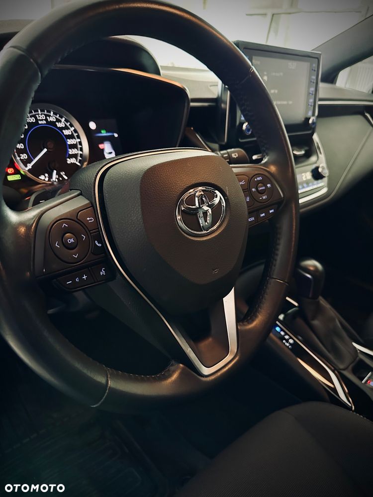 Toyota Corolla - 16