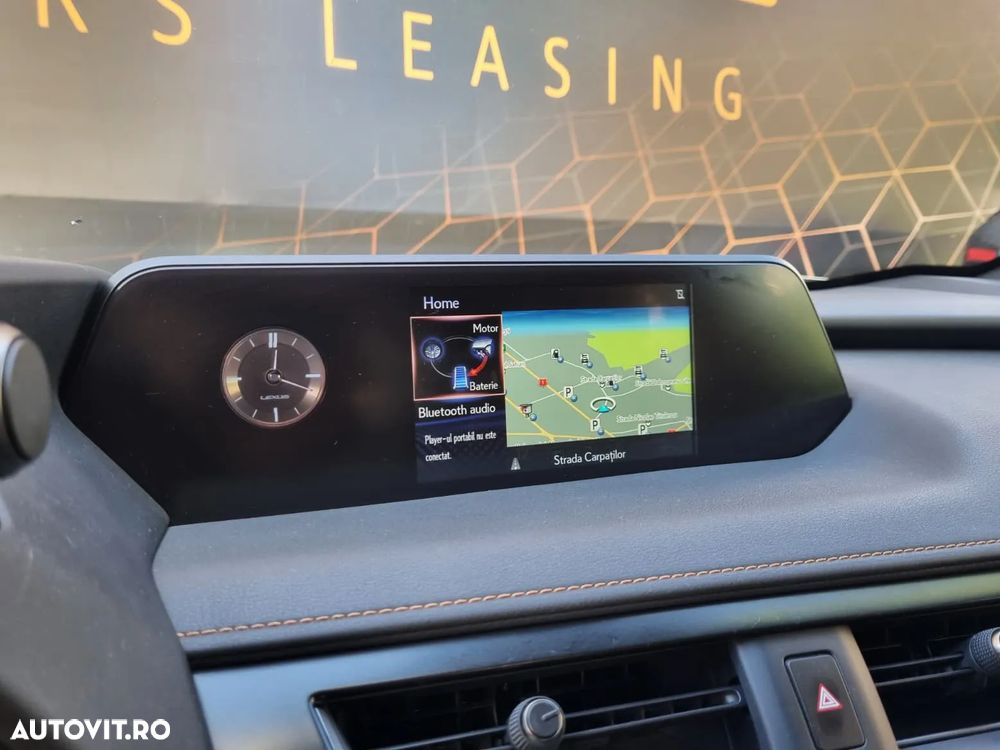 Lexus UX 250h - 7
