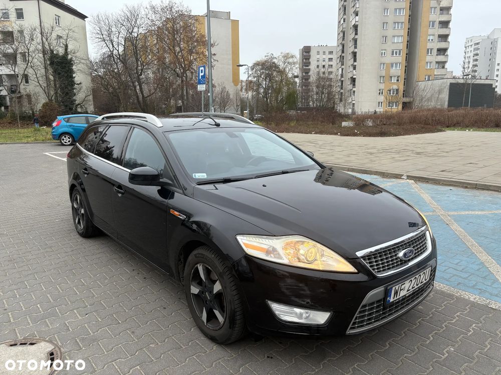 Ford Mondeo 2.0 Ambiente - 2