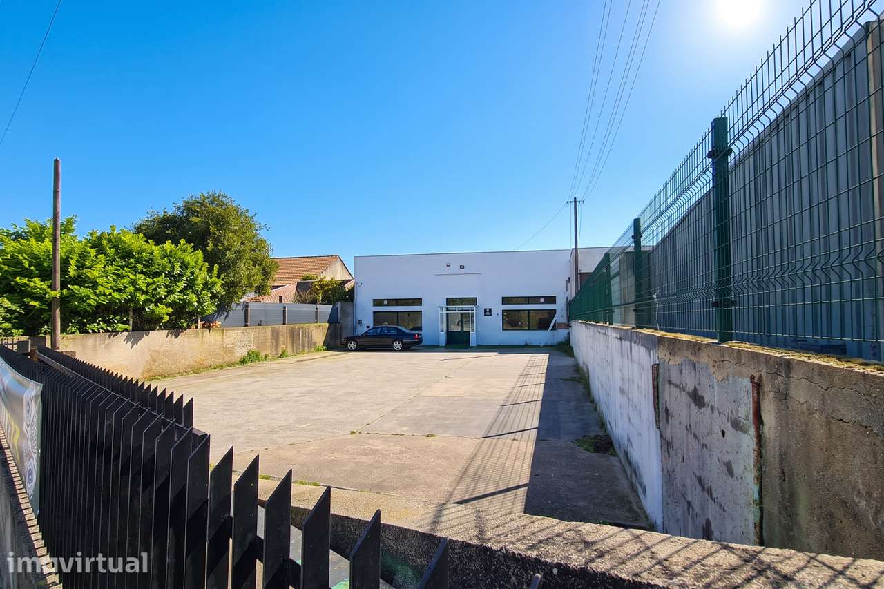 Espaço comercial em Avelãs de Caminho - Grande imagem: 3/21