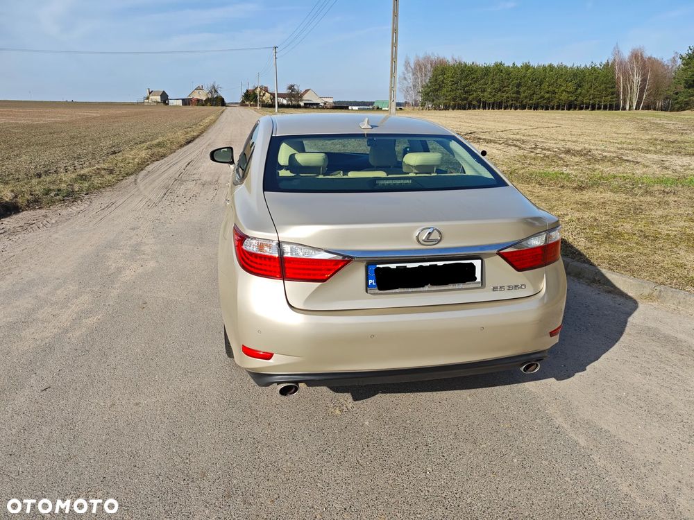 Lexus ES - 15