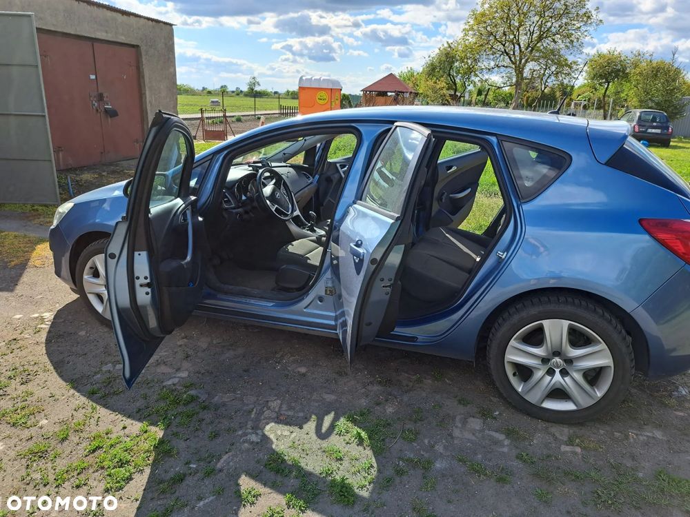 Opel Astra 1.4 Cosmo - 6