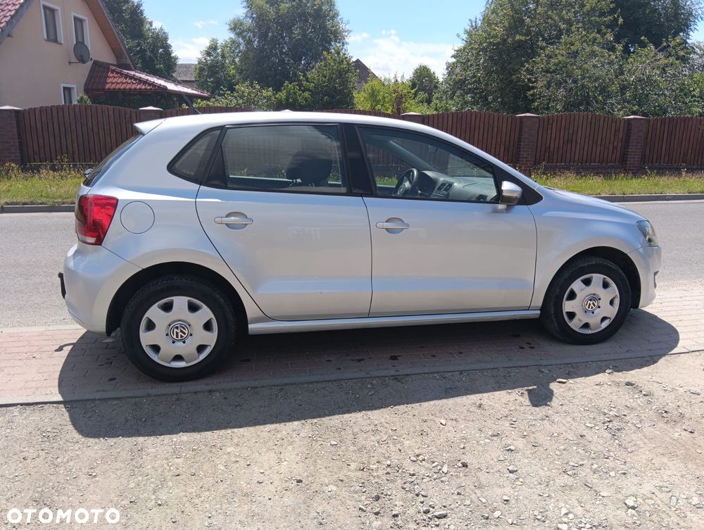 Volkswagen Polo 1.6 TDI Blue Motion Technology MATCH - 6