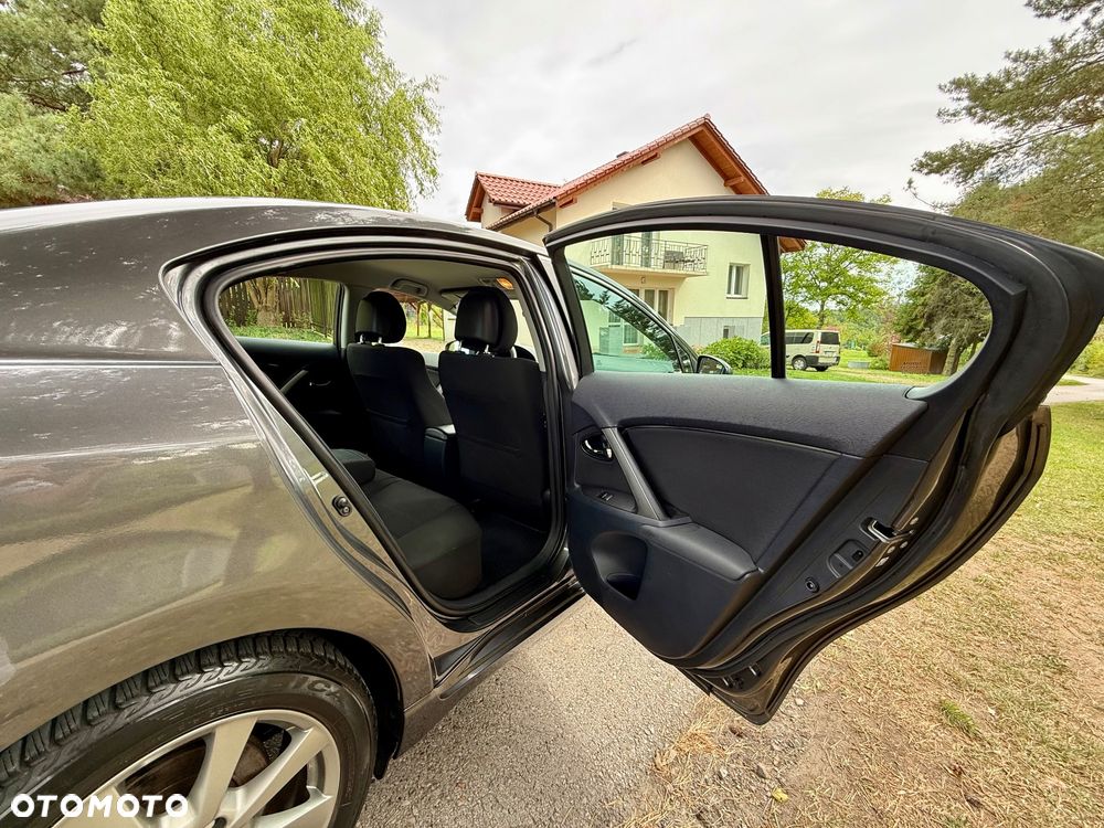 Toyota Avensis 2.2 D-4D Premium - 26