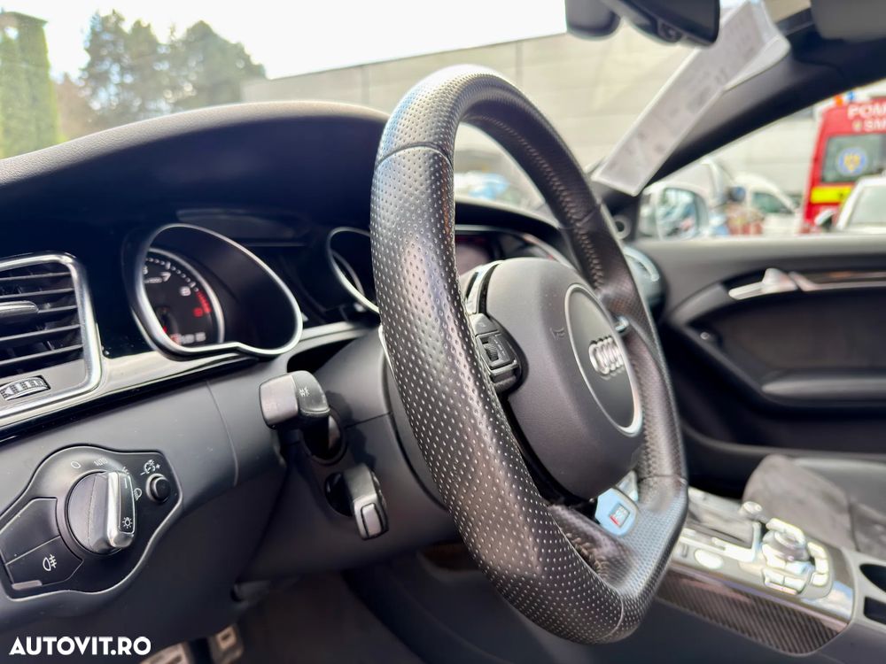 Audi RS5 4.2 FSI quattro Stronic - 8