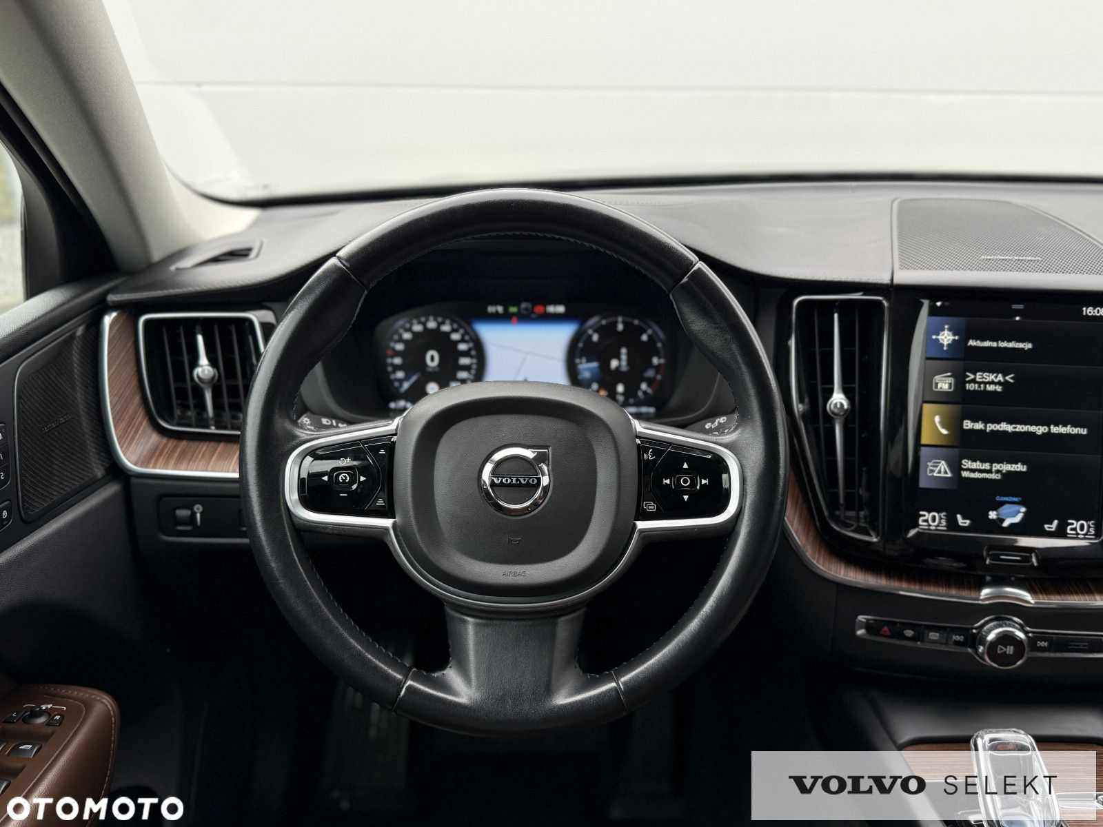 Volvo XC 60 - 8