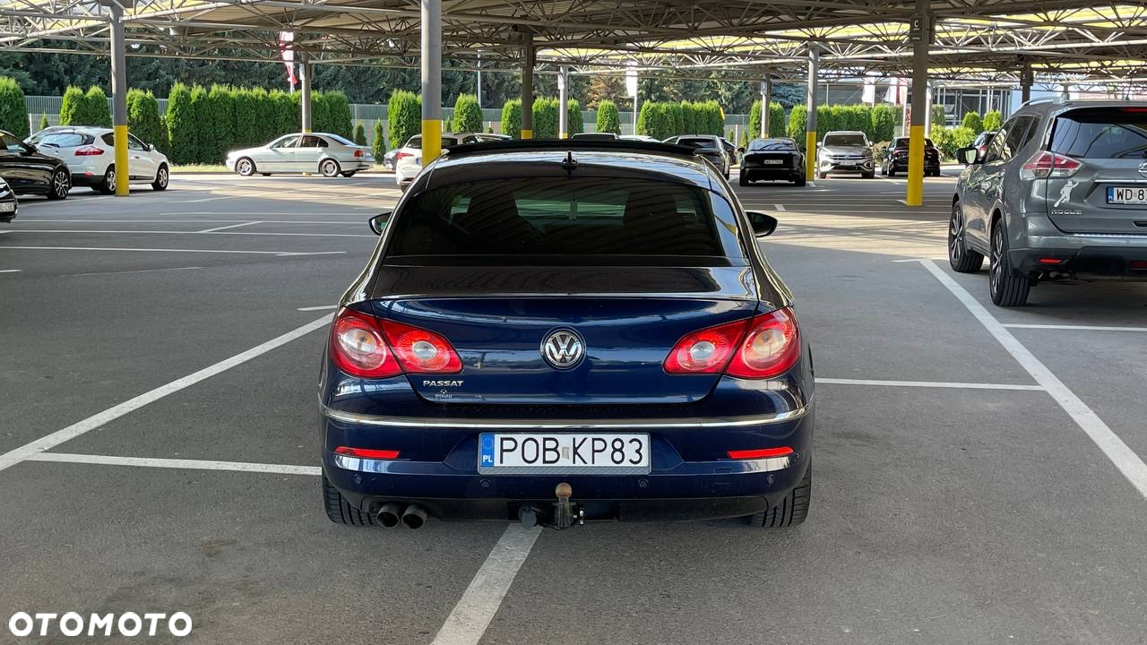 Volkswagen Passat - 3