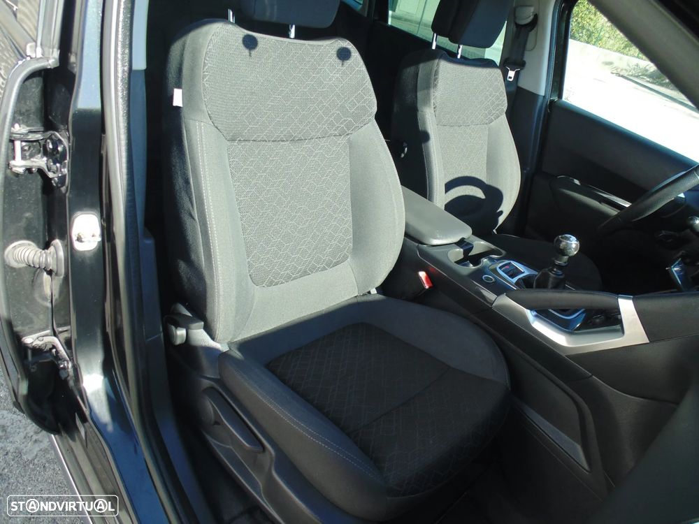 Peugeot 3008 1.6 HDi Style - 18