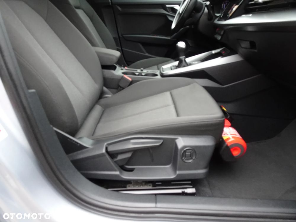 Audi A3 Sportback 30 TDI Advanced - 15