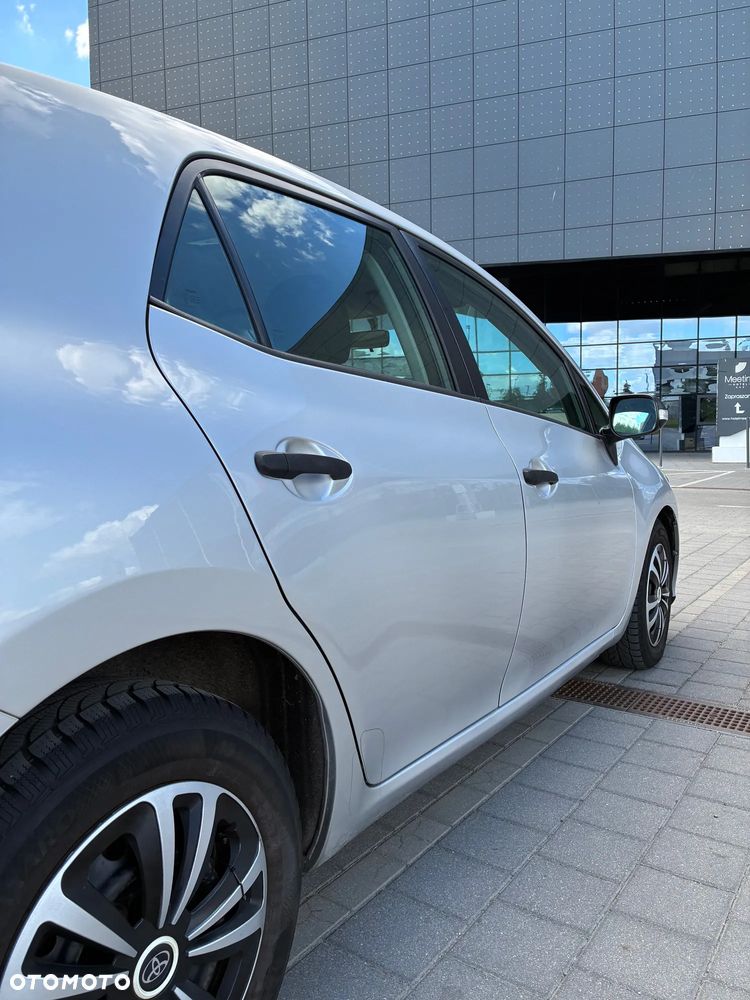 Toyota Auris 1.4 D-4D Luna - 15