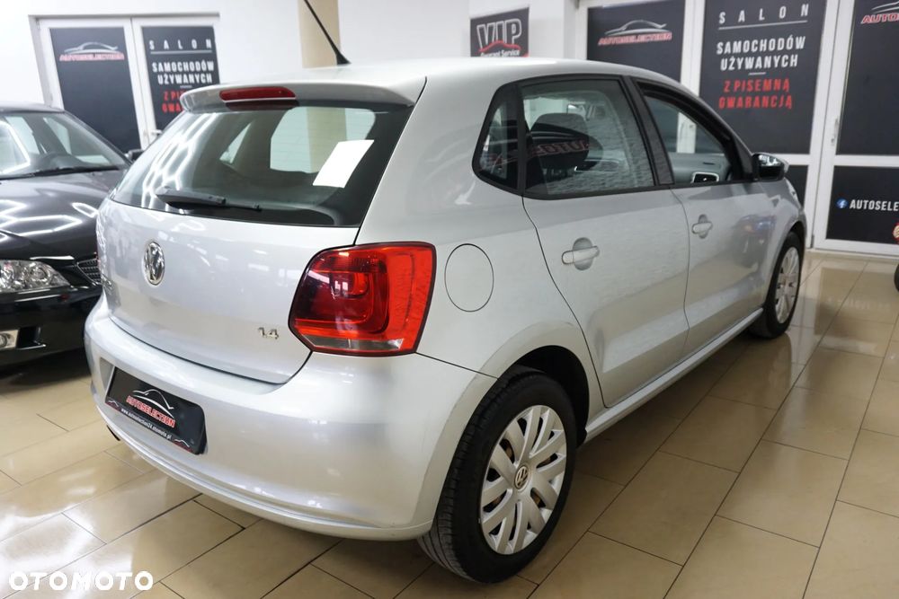 Volkswagen Polo 1.4 16V Comfortline - 7