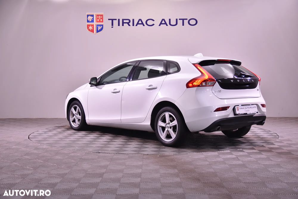 Volvo V40 - 3