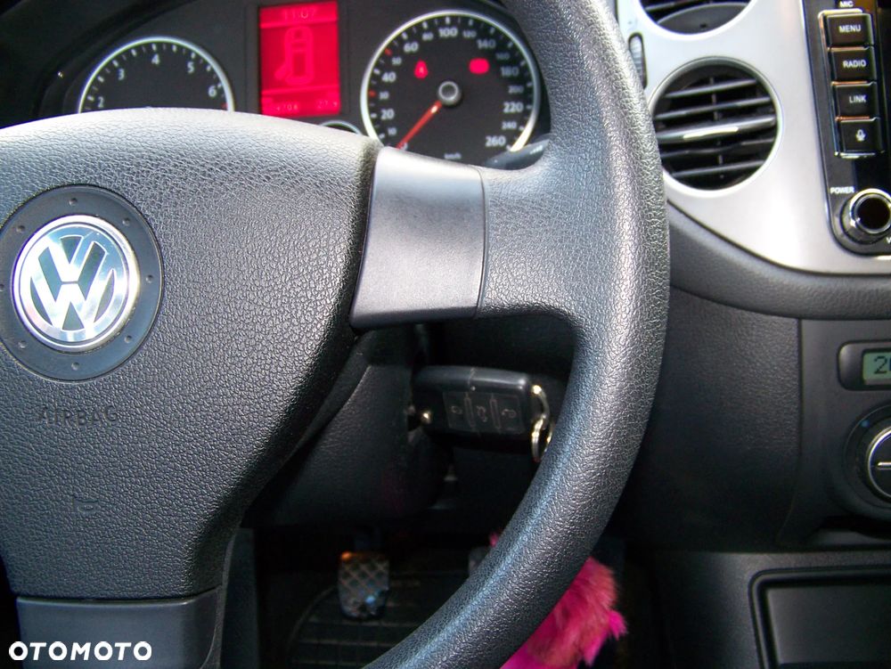 Volkswagen Tiguan 1.4 TSI BlueMotion Technology Trend & Fun - 23