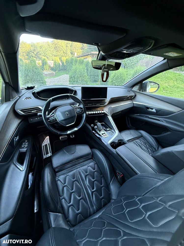 Peugeot 3008 Hybrid 225 e-EAT8 GT Pack - 4