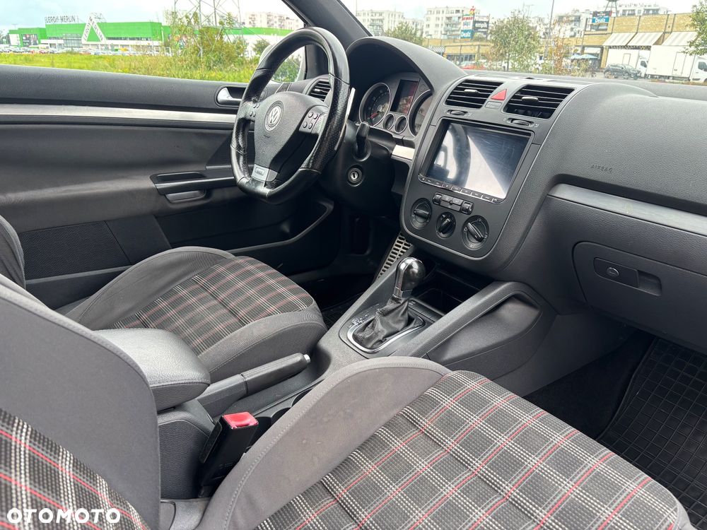 Volkswagen Golf 2.0 TSI GTI DSG - 16