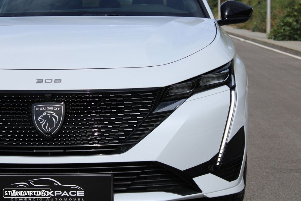 Peugeot e-308 58 kWh GT - 12