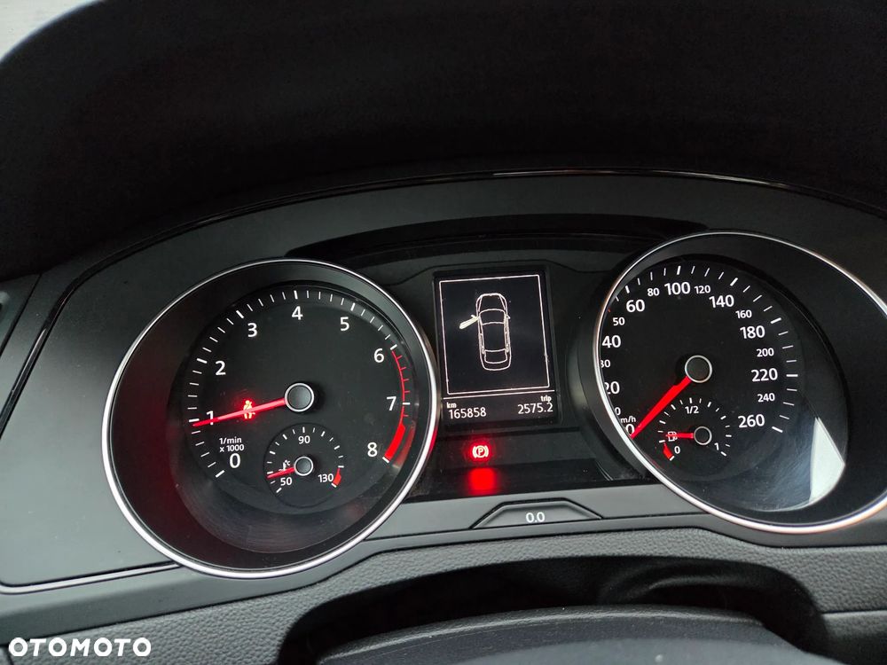 Volkswagen Passat 1.5 TSI EVO Business - 19