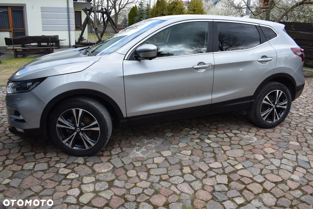 Nissan Qashqai - 1