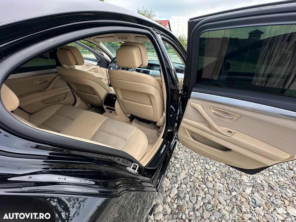 BMW Seria 5 520d - 12