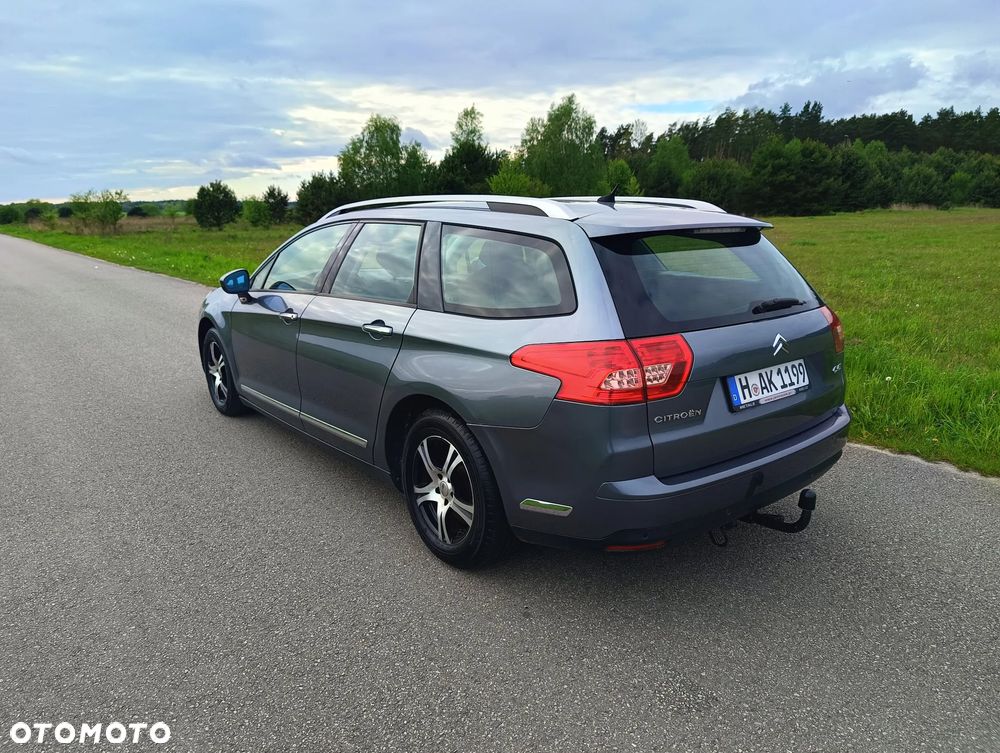 Citroën C5 HDi 140 FAP Confort - 4