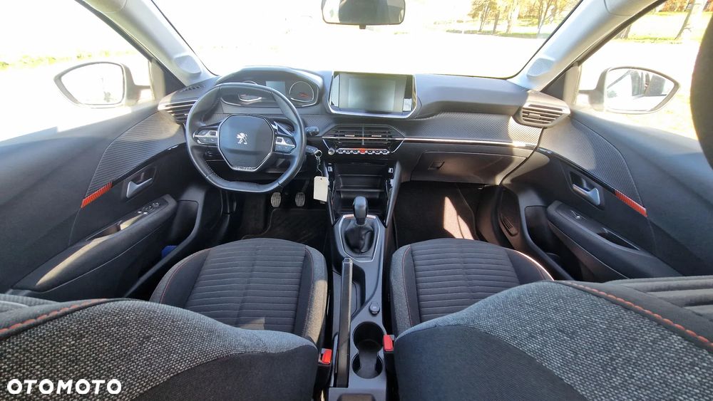 Peugeot 208 PureTech 75 Allure - 8