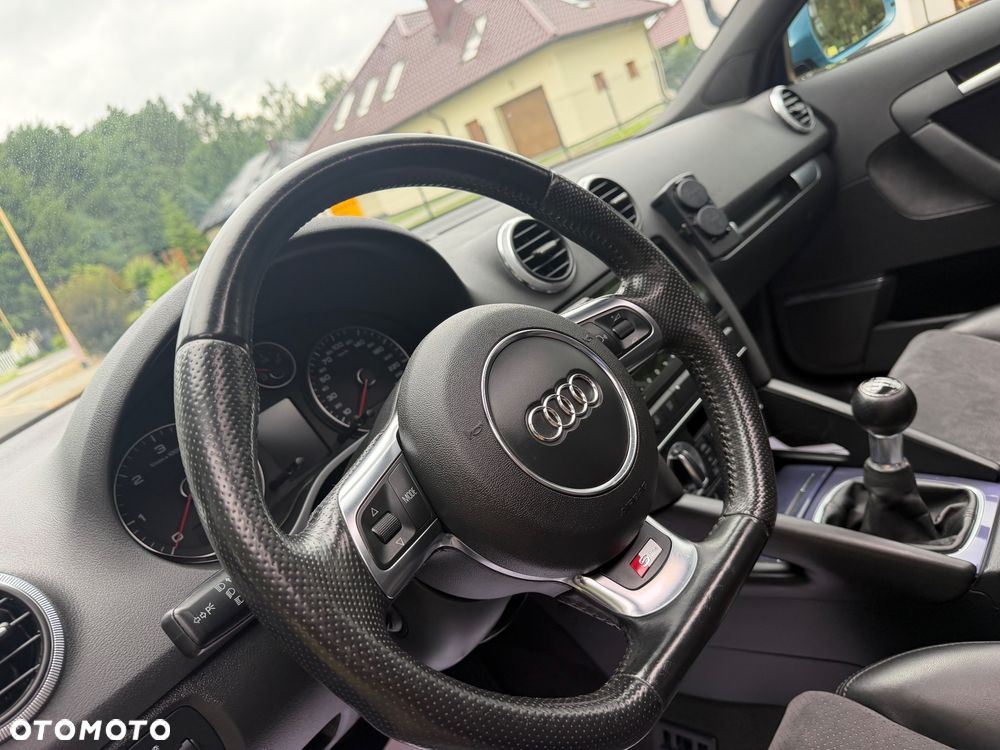 Audi A3 Sportback 2.0 TDI DPF S line Sportpaket plus - 19