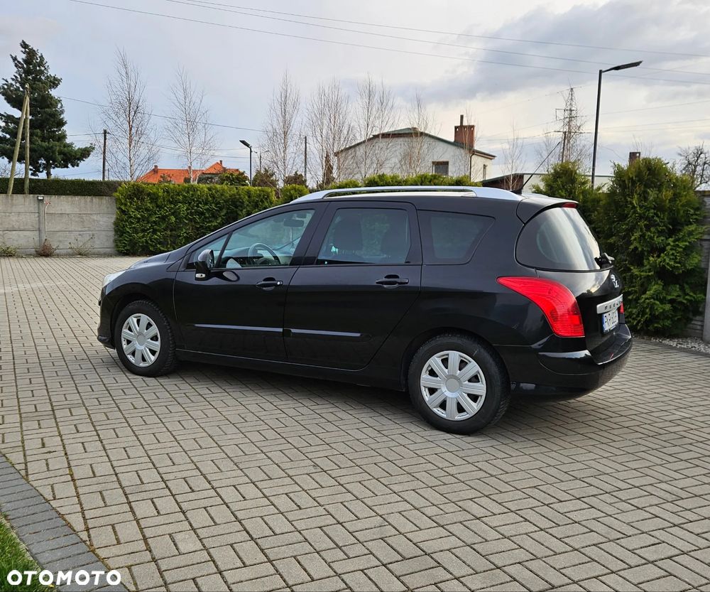 Peugeot 308 HDi FAP 140 Family - 13