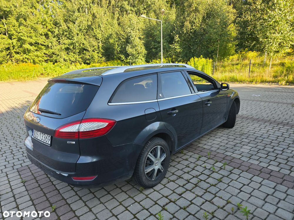 Ford Mondeo 1.8 TDCi Ghia - 4