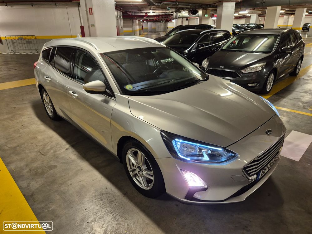 Ford Focus SW 1.5 EcoBlue S&S Aut. TITANIUM - 6
