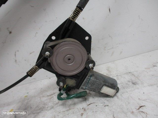 ELEVADOR DE VIDRO TRASEIRO ESQUERDO JEEP GRAND CHEROKEE II 2000 -AY2621000950 - 2