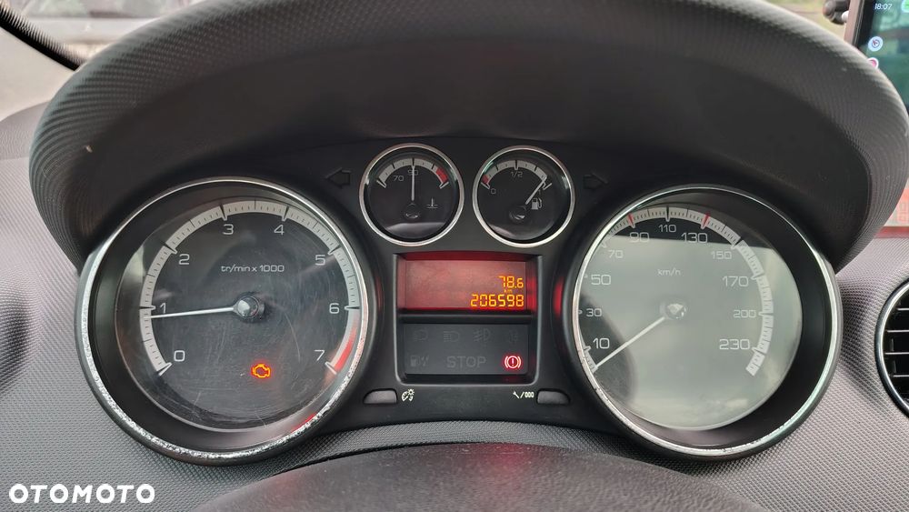 Peugeot 308 120 VTi Family - 28