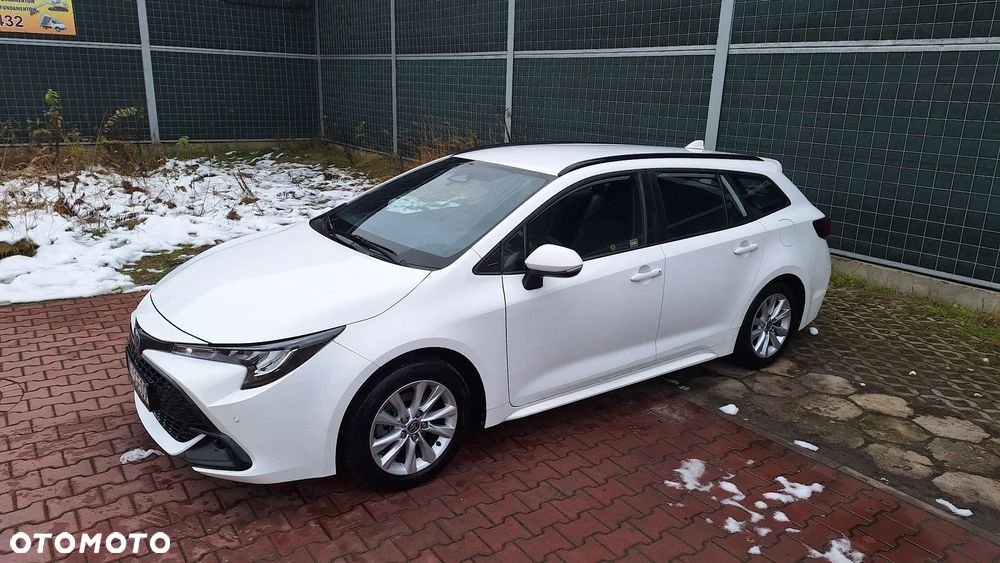 Toyota Corolla 1.8 Hybrid Comfort - 18