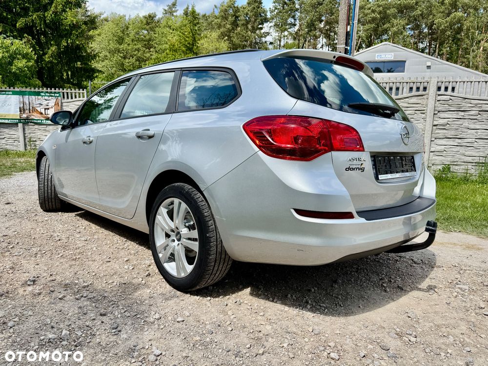 Opel Astra 1.6 Caravan - 3