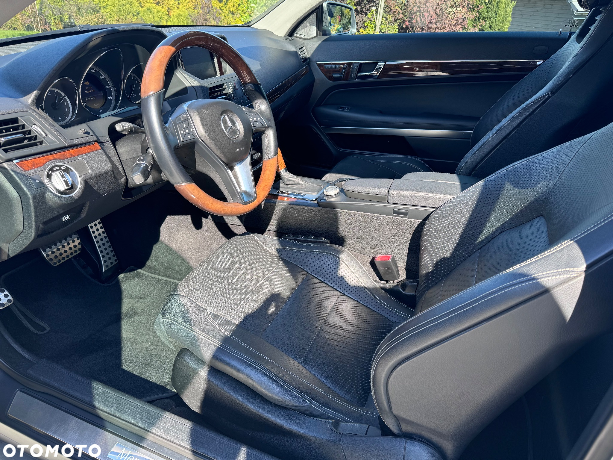 Mercedes-Benz Klasa E 500 Cabrio 7G-TRONIC - 9