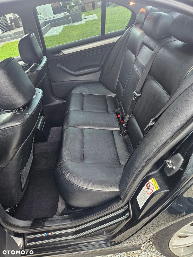 BMW Seria 3 330d - 20