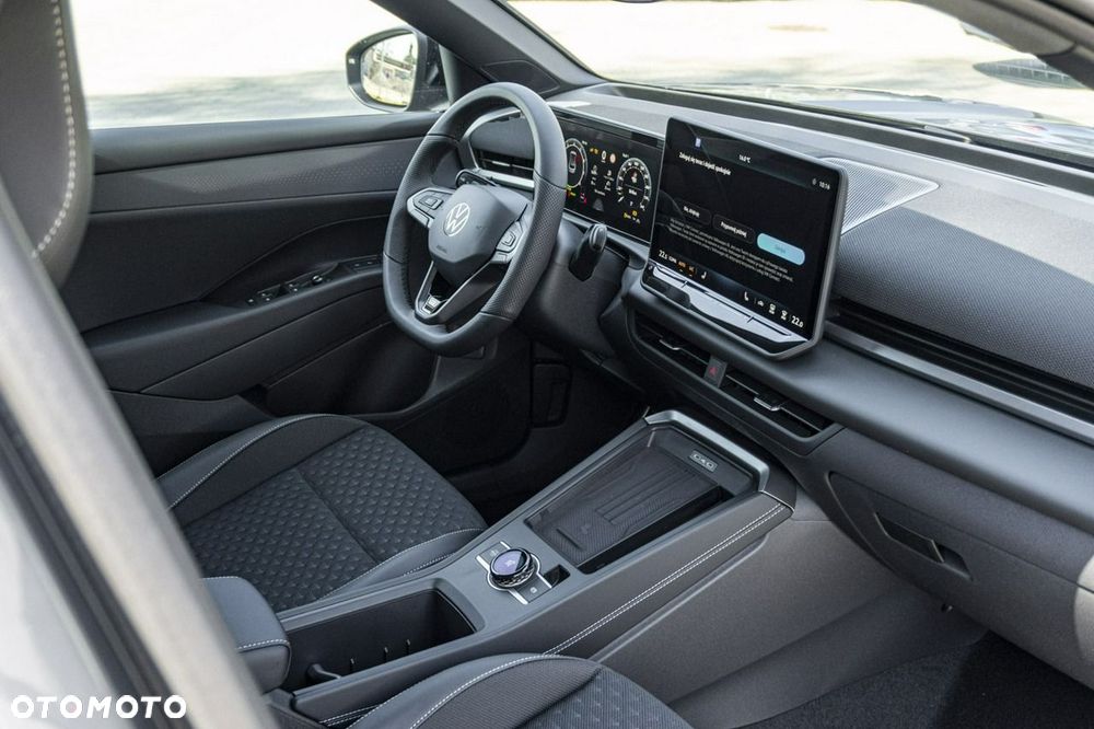 Volkswagen T-Roc - 26