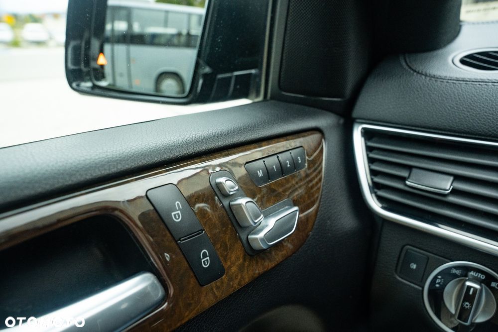 Mercedes-Benz GLS - 10