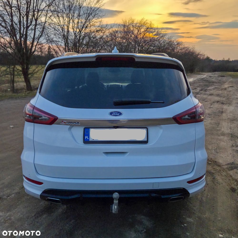 Ford S-Max - 10