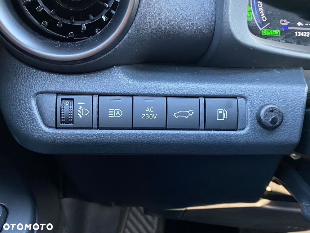 Toyota C-HR 2.0 PHEV Dynamic Force Executive - 29