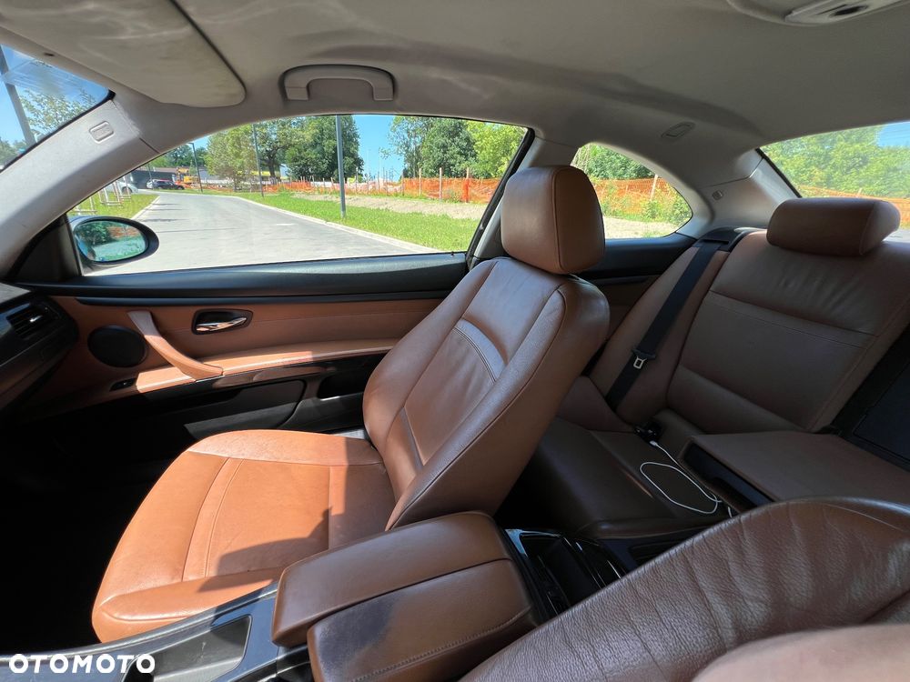 BMW Seria 3 320d DPF - 13