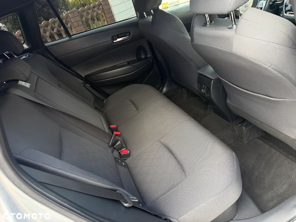 Toyota Corolla Cross 2.0 Hybrid Comfort - 33
