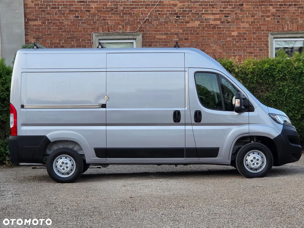 Peugeot Boxer 3-osobowy L2H2 średniak MAŁY PRZEBIEG - 7