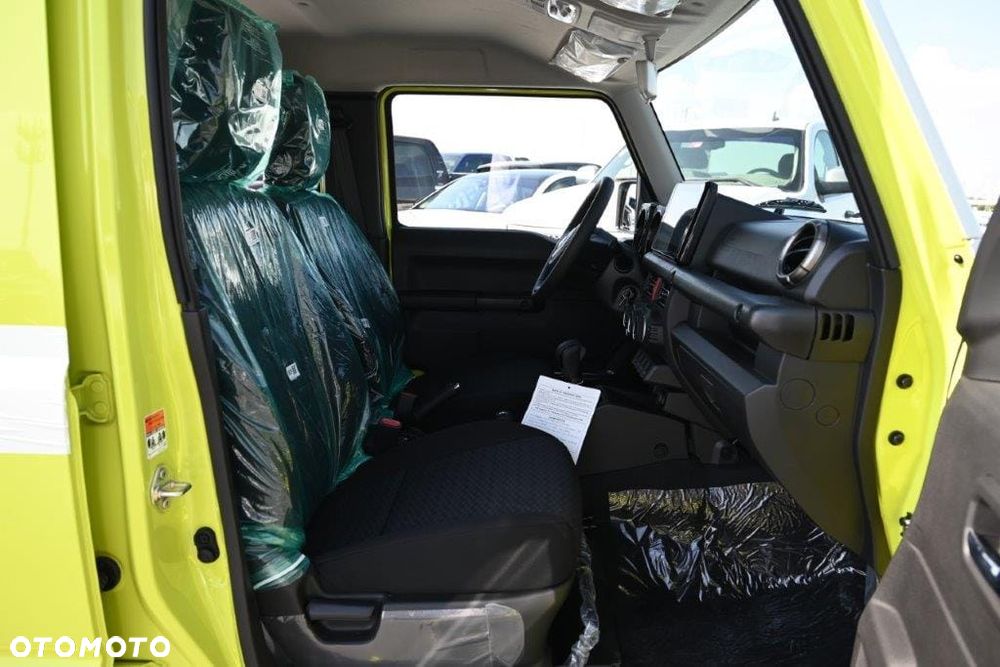 Suzuki Jimny - 28