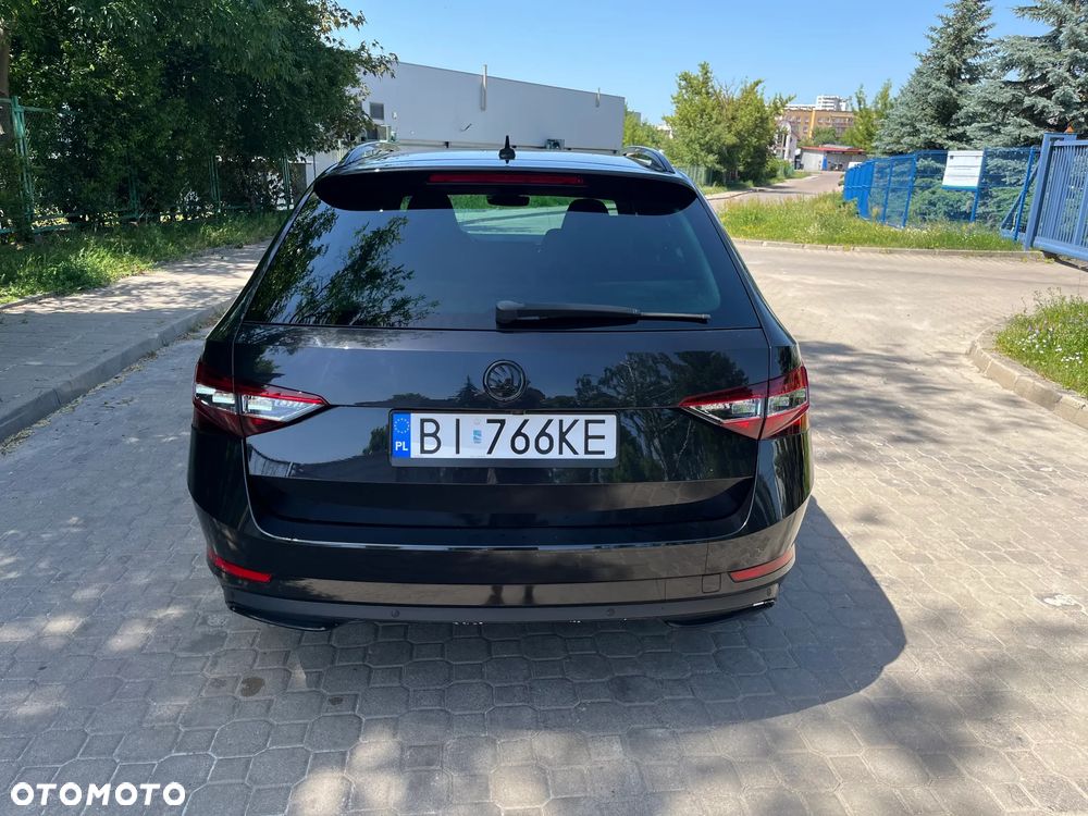 Skoda Superb 2.0 TDI 4x4 DSG Sportline - 6