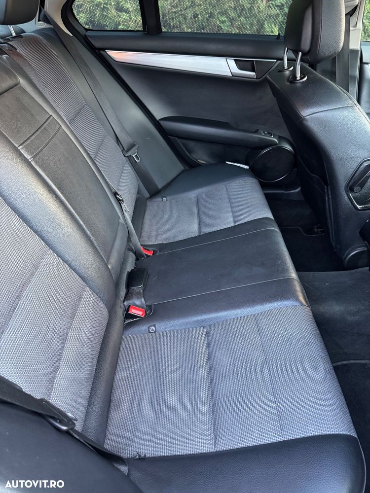 Mercedes-Benz C 220 CDI BlueEFFICIENCY T-modell - 18