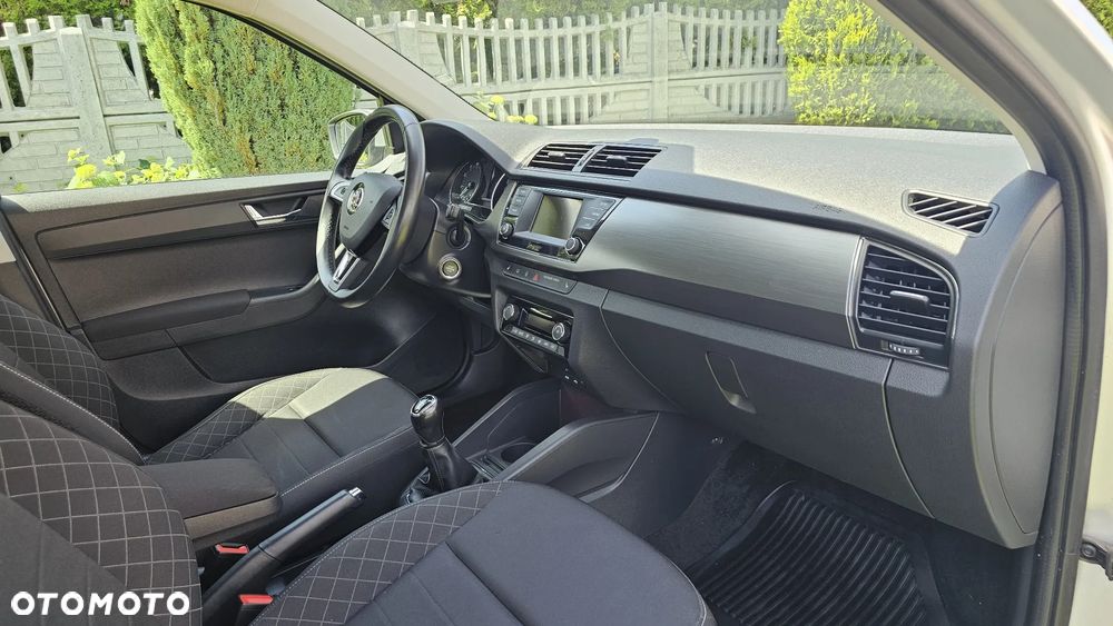 Skoda Fabia 1.0 TSI Ambition - 33