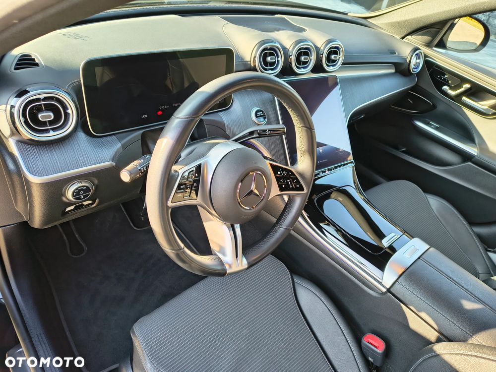 Mercedes-Benz Klasa C 220 d 4Matic 9G-TRONIC Avantgarde - 30