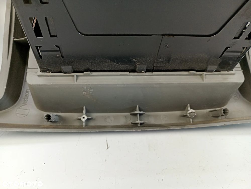 radio grundig ramka obudowa konsoli opel vivaro A - 15