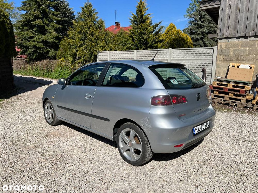 Seat Ibiza SC 1.4 16V Entry - 5