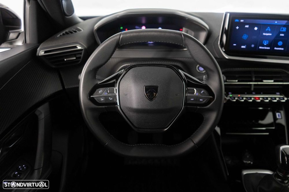 Peugeot 2008 1.2 Allure - 25